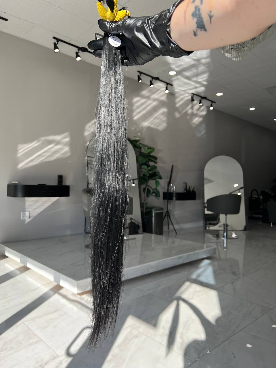 Sleek Straight #0020