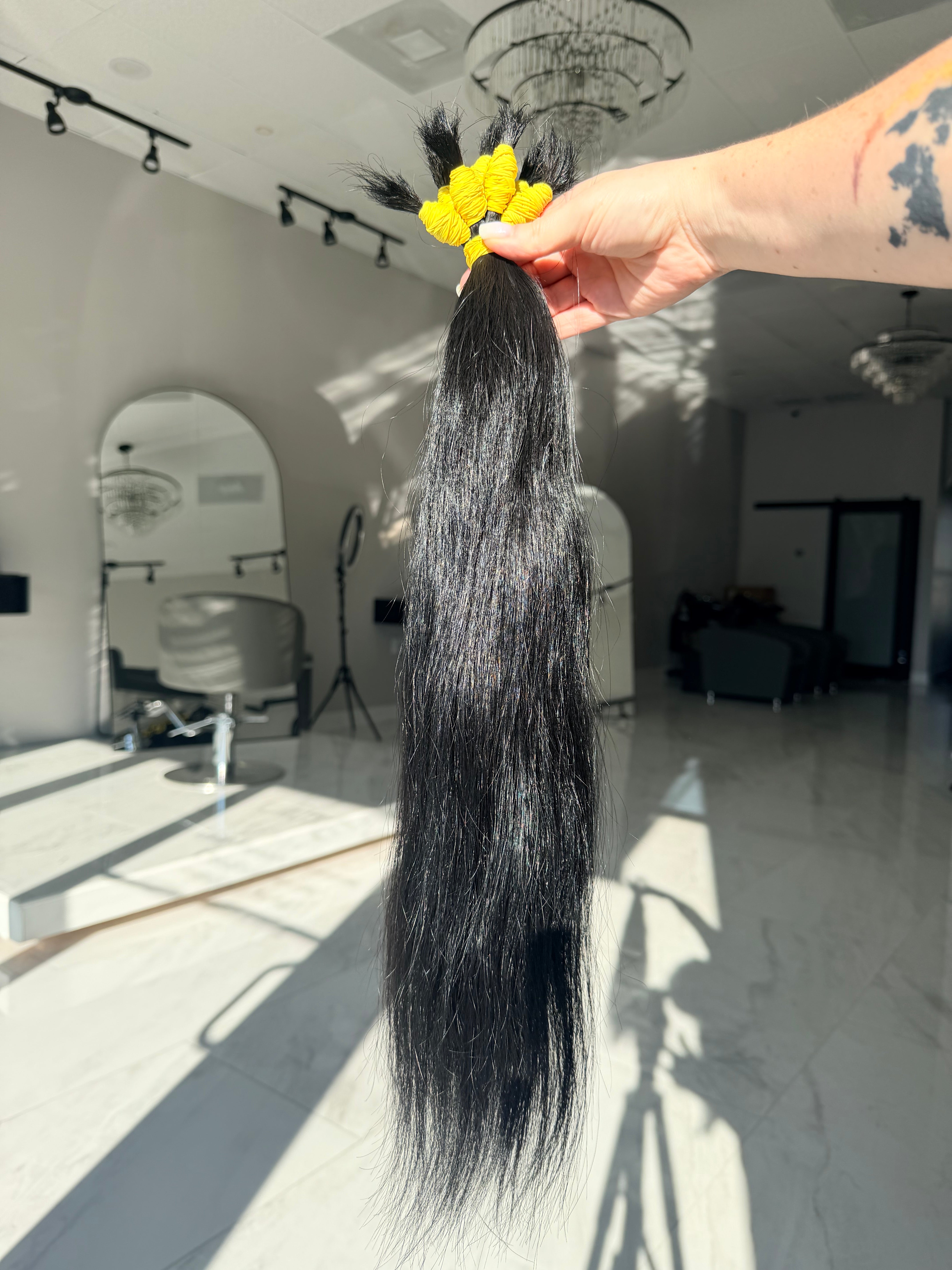 Premium Sleek Straight Hair — Natural Black #0061 (22”)