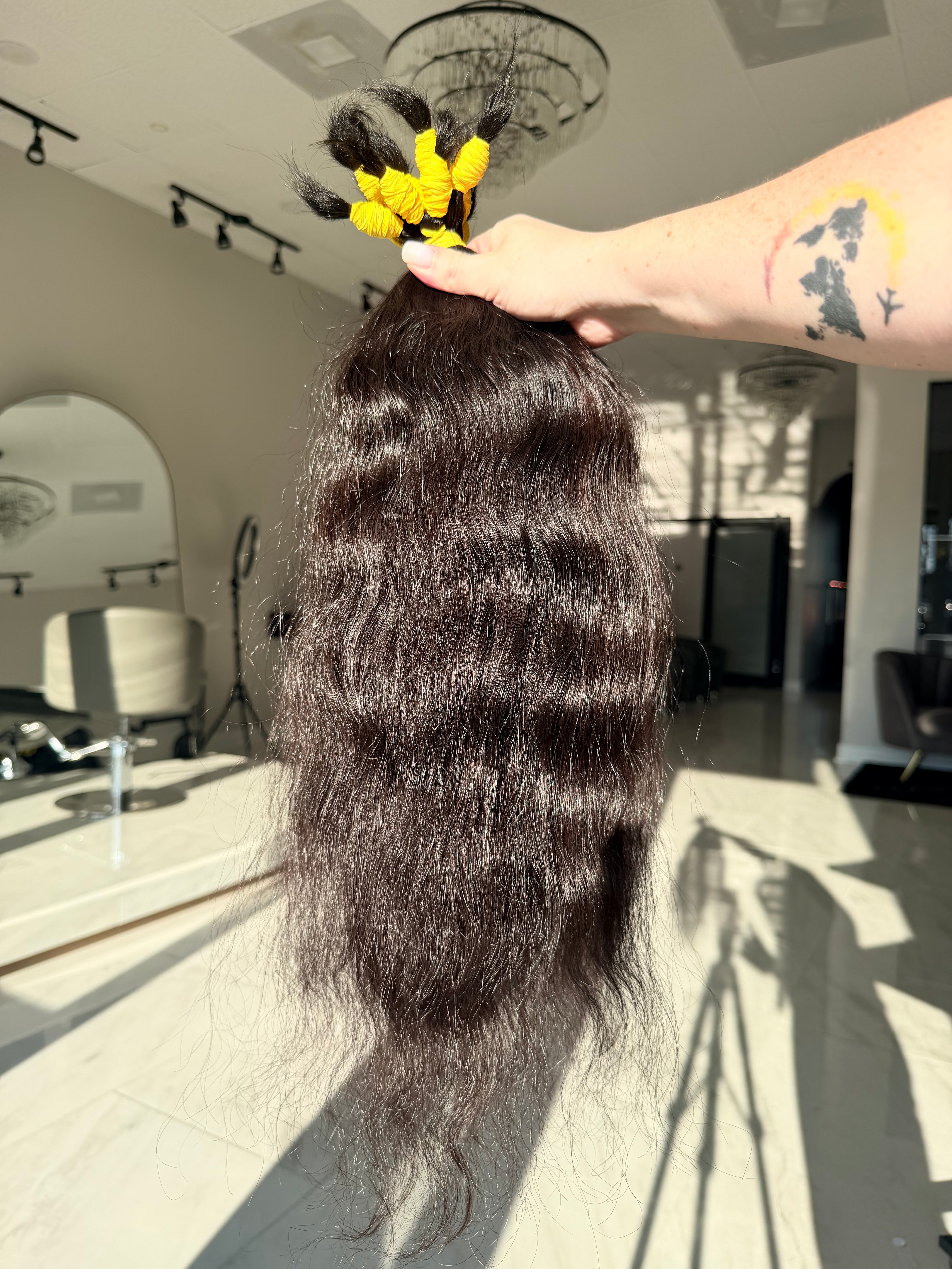 Premium Natural Wavy Hair — Dark Brown #0069 (22”)