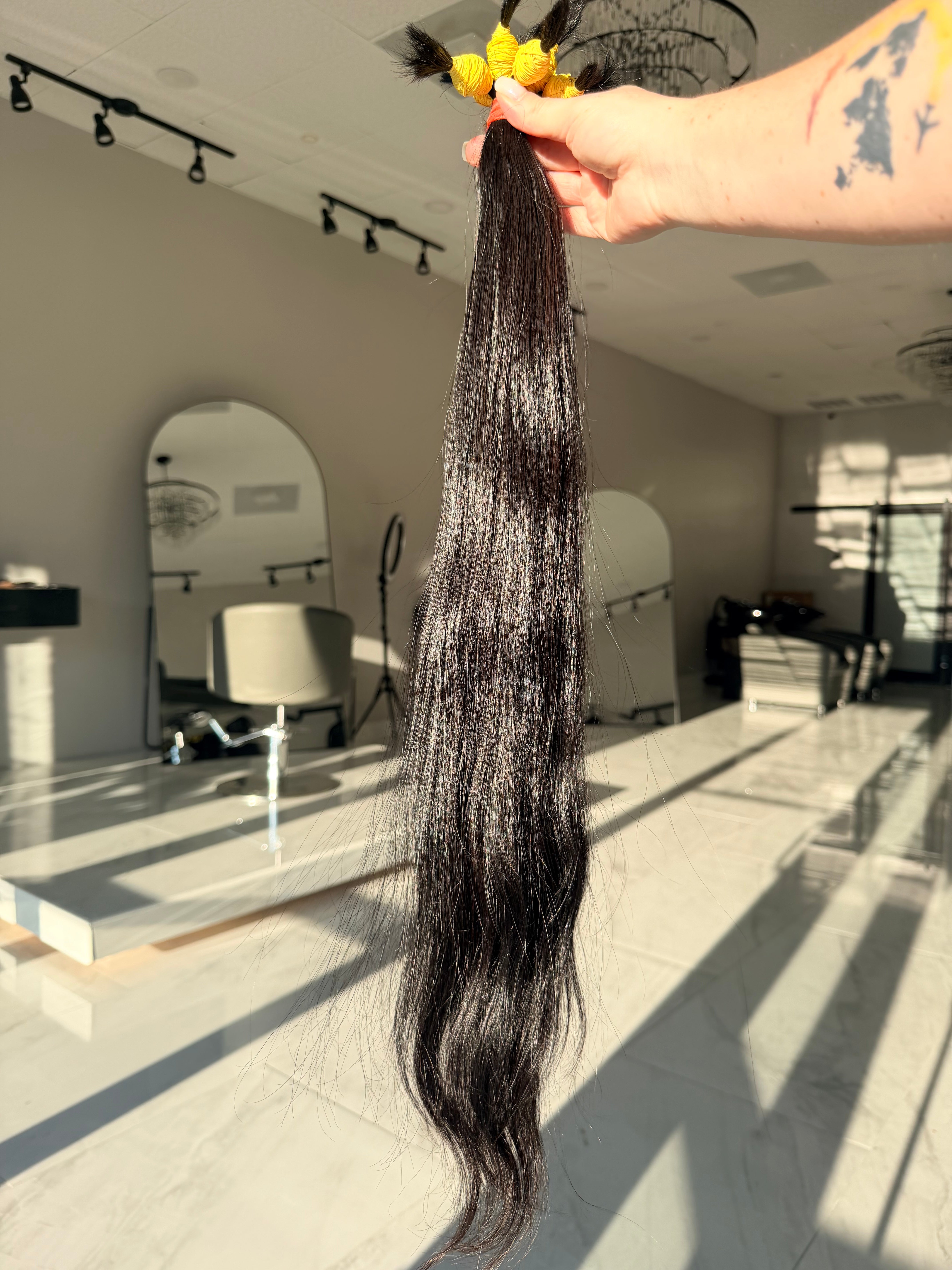 Premium Natural Straight Hair — Natural Black #0077 (26”)
